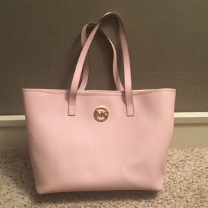Light pink MIchael Kors tote bag
